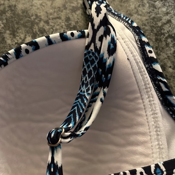 Swim top - Picture 4 of 7